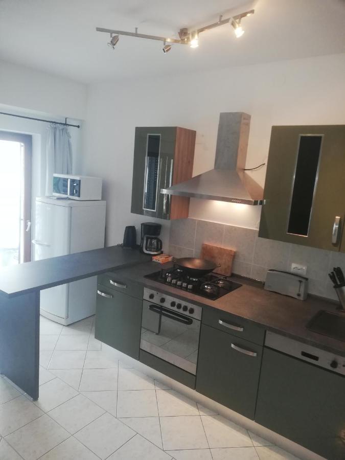 Apartment Nevija E Natale Opric Εξωτερικό φωτογραφία